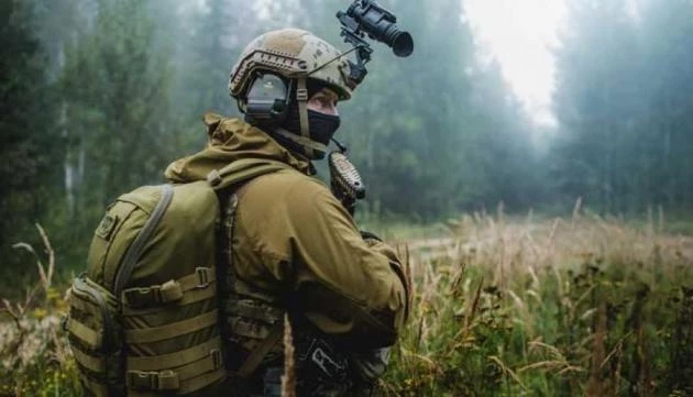 Με νέο «έξυπνο ρολόι» θα εξοπλιστούν Ρώσοι στρατιώτες – Τεχνολογικά άλματα στην ρωσική πολεμική μηχανή (Βίντεο)